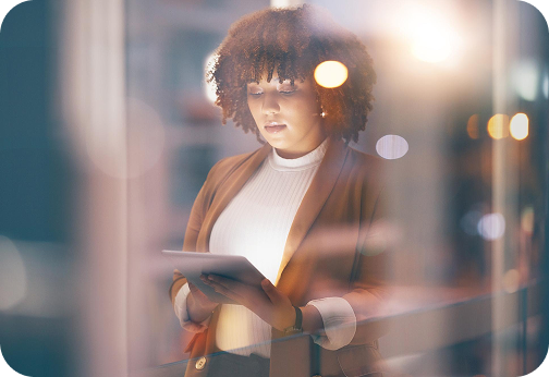 Person mit Tablet